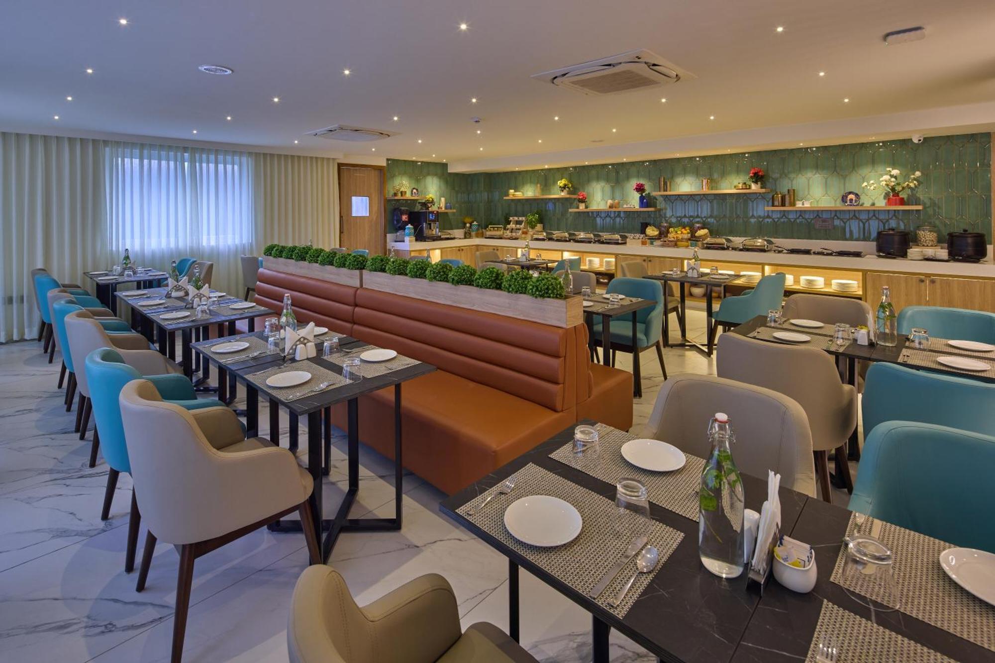 Grand Continent Hebbal A Sarovar Portico Affiliate Hotel Bengalúr Exteriér fotografie