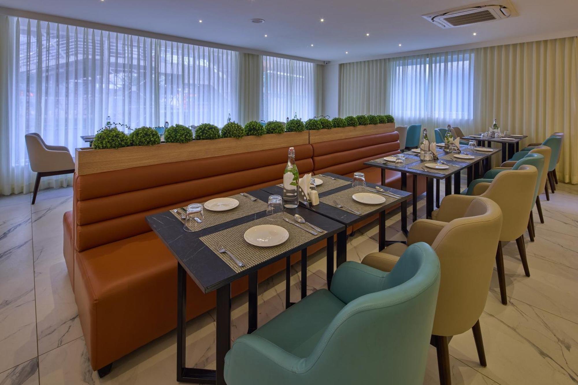 Grand Continent Hebbal A Sarovar Portico Affiliate Hotel Bengalúr Exteriér fotografie